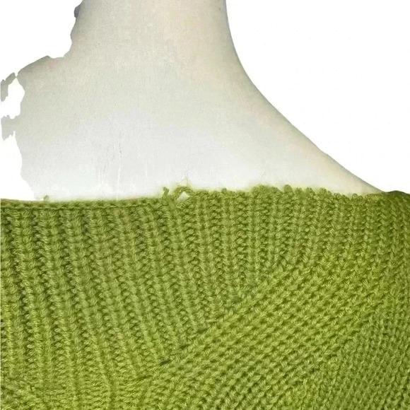 Chic Open Work Long Sleeve Knit Top. - Picture 4 of 13